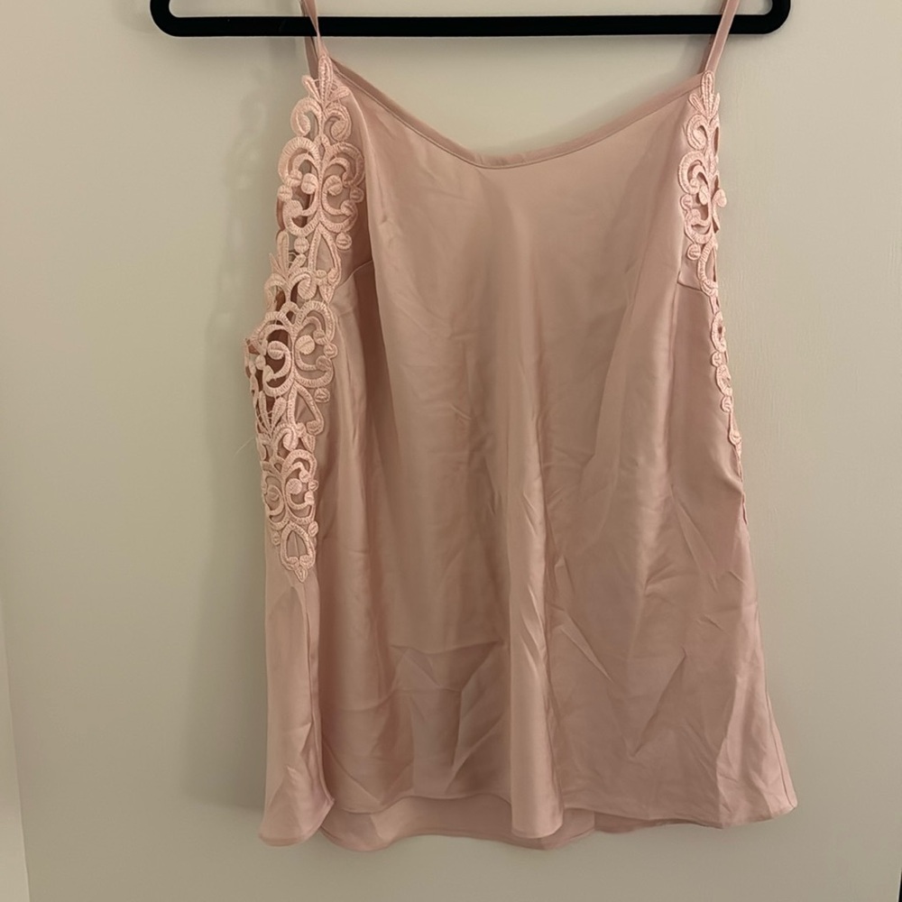 (3/$15‼️) Lace slip